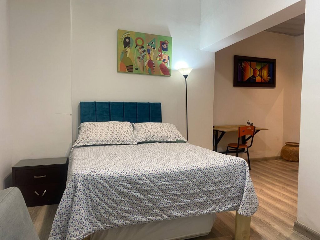 4d0333ab-9338-4bc6-b13e-35747fa3becb